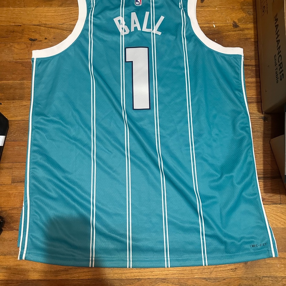 NBA Hornets Lamello Ball XL